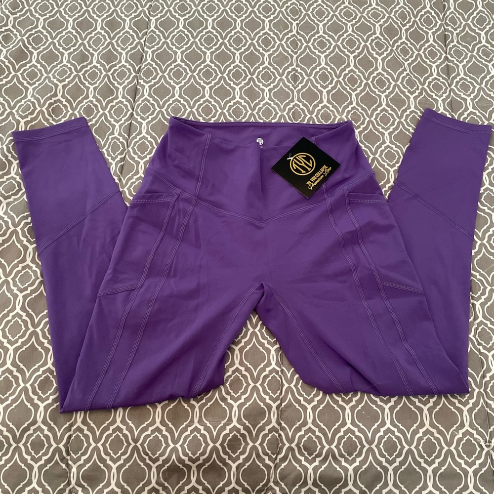 TYC Effortless Heart Booty legging